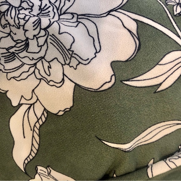 41 Hawthorn Floral Top SIZE XS - Picture 6 of 7